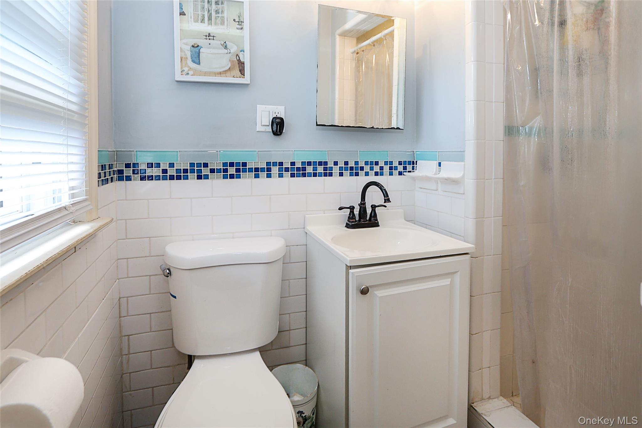 1078 Northgate Court, Uniondale, NY 11553