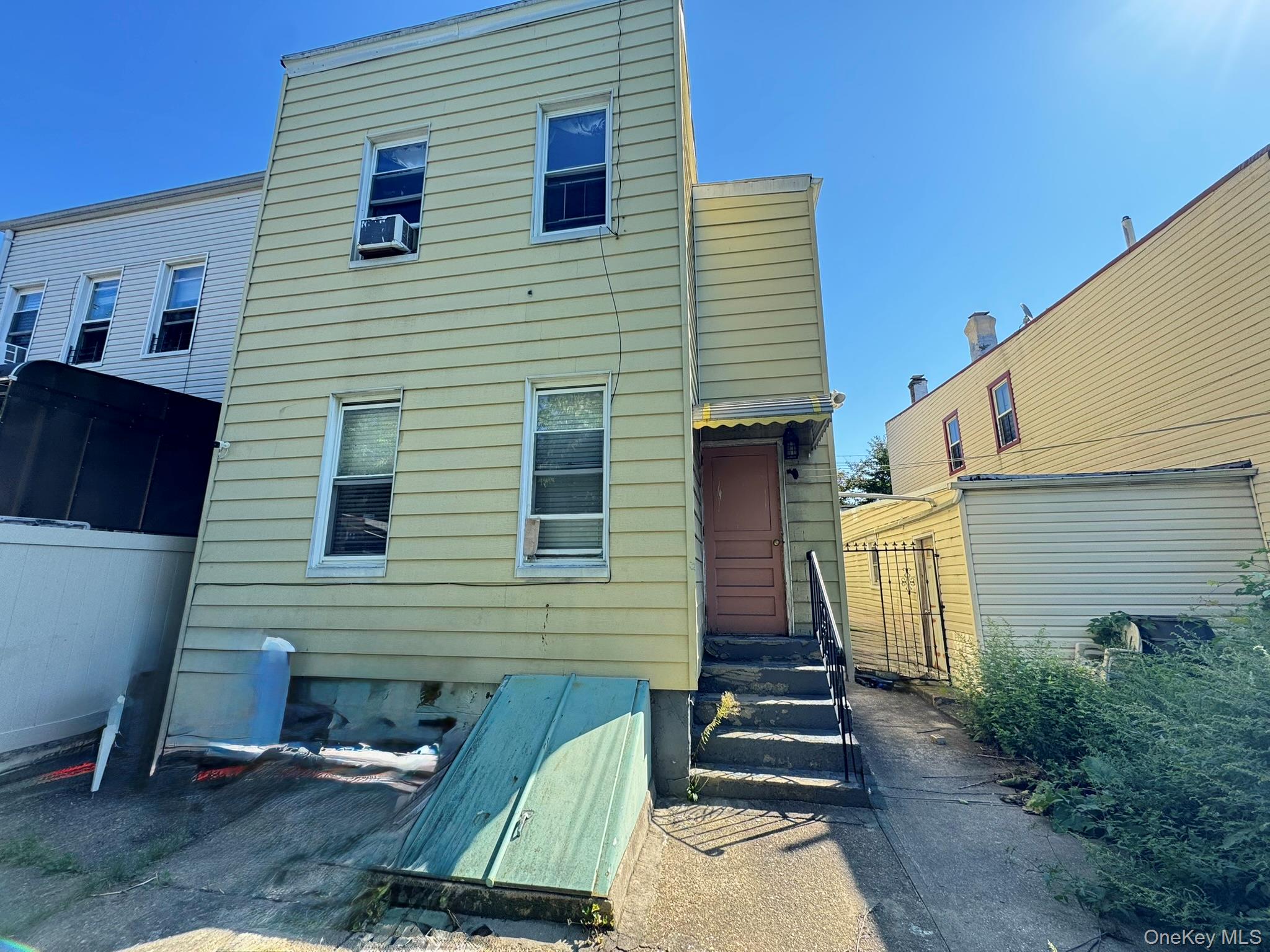 33-28 105th Street, Corona, NY 11368