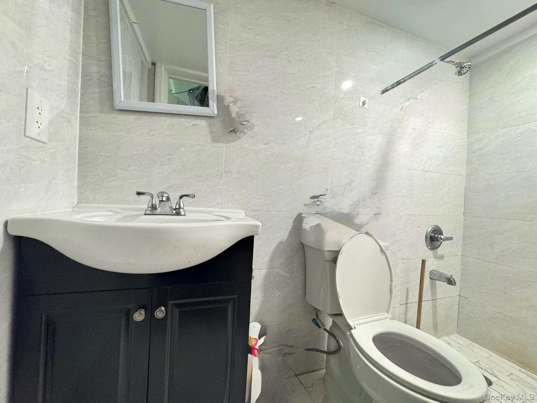 33-28 105th Street, Corona, NY 11368