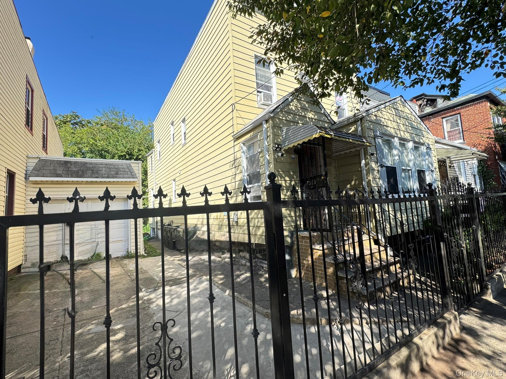 33-28 105th Street, Corona, NY 11368