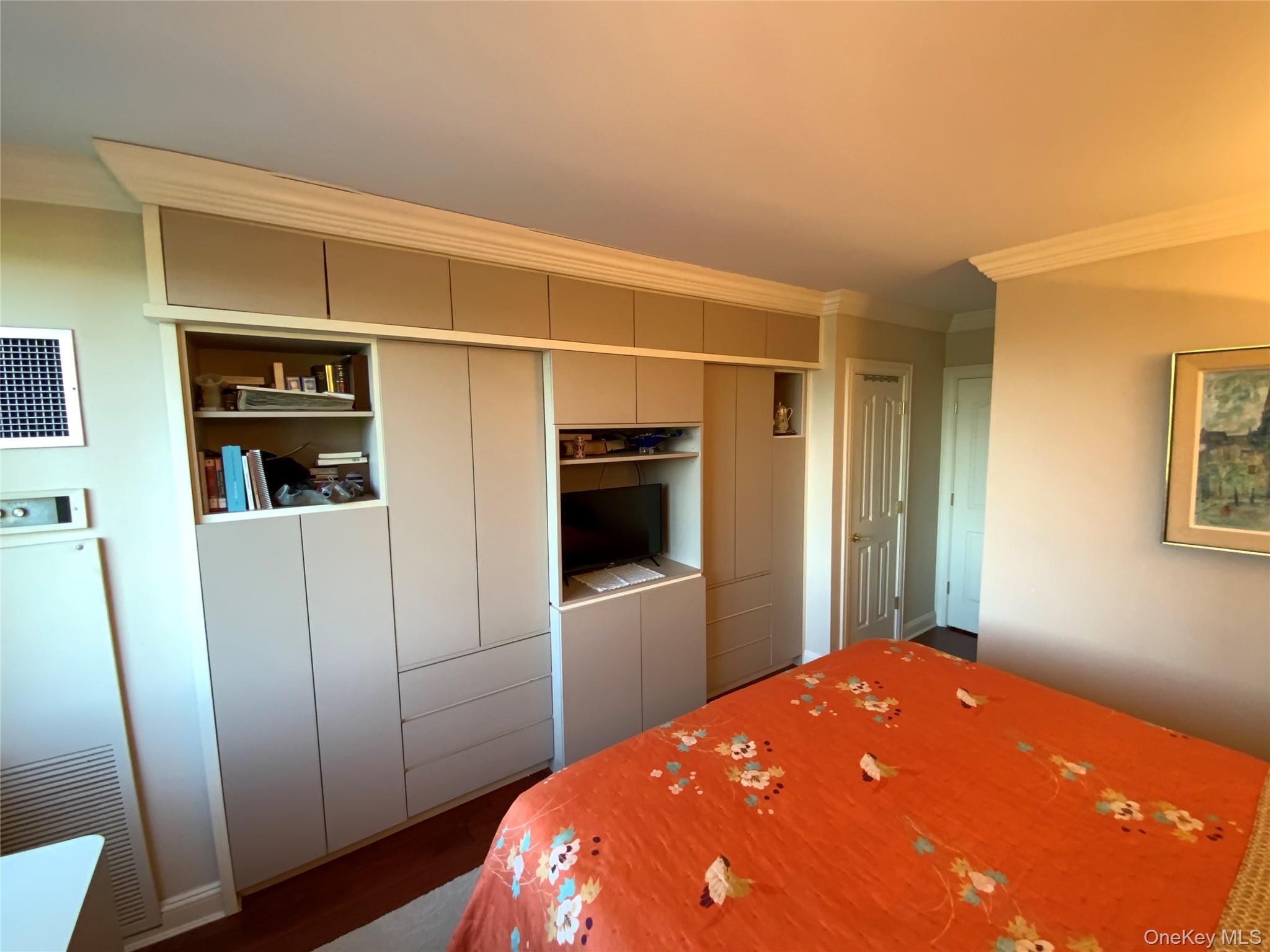 26910 Grand Central Parkway # 4T, Floral Park, NY 11005