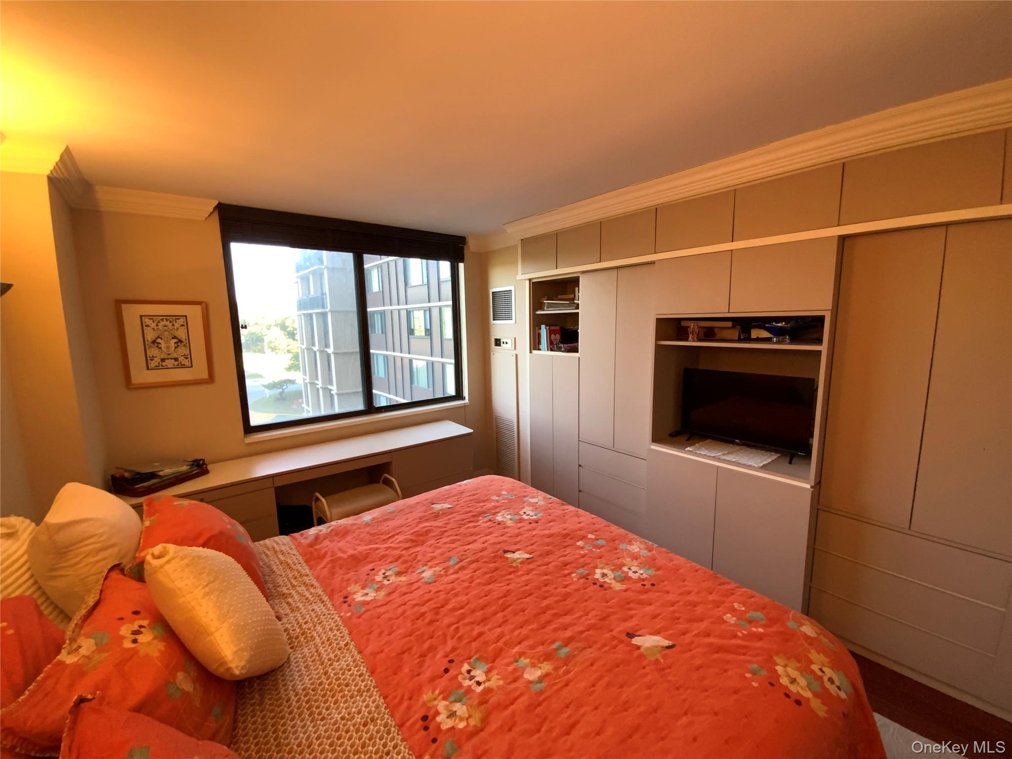 26910 Grand Central Parkway # 4T, Floral Park, NY 11005