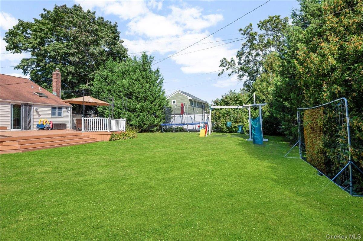 214 Haypath Road, Old Bethpage, NY 11804