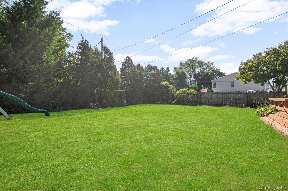 214 Haypath Road, Old Bethpage, NY 11804