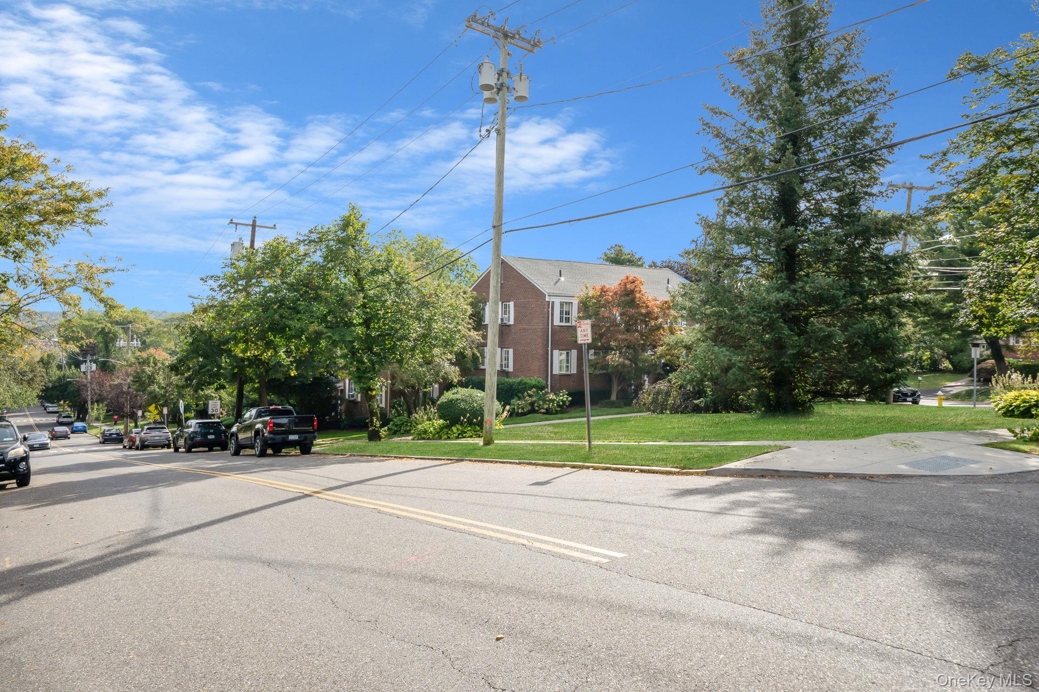 44 Nathan Hale Drive # 58A, Huntington, NY 11743