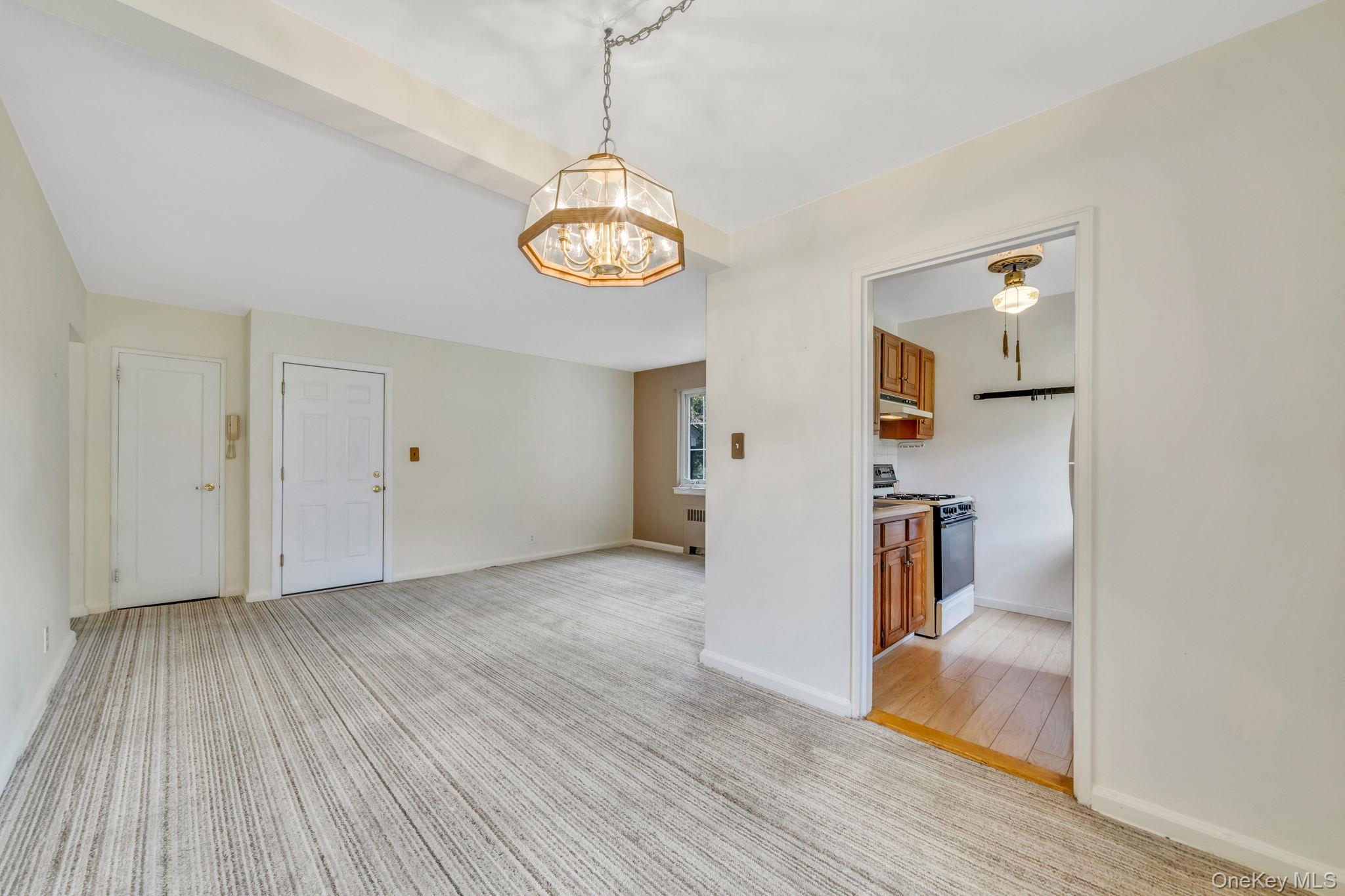 44 Nathan Hale Drive # 58A, Huntington, NY 11743