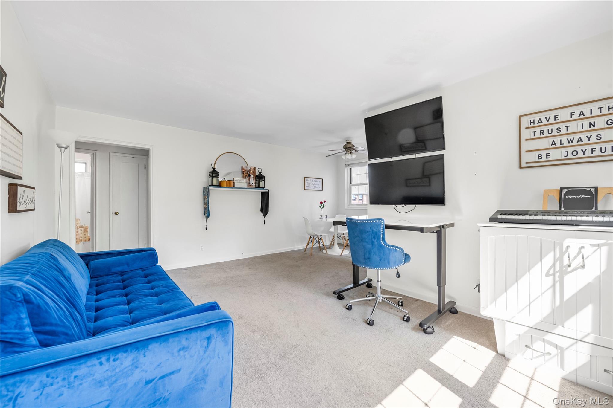 211-11 73 Avenue # B, Bayside, NY 11364