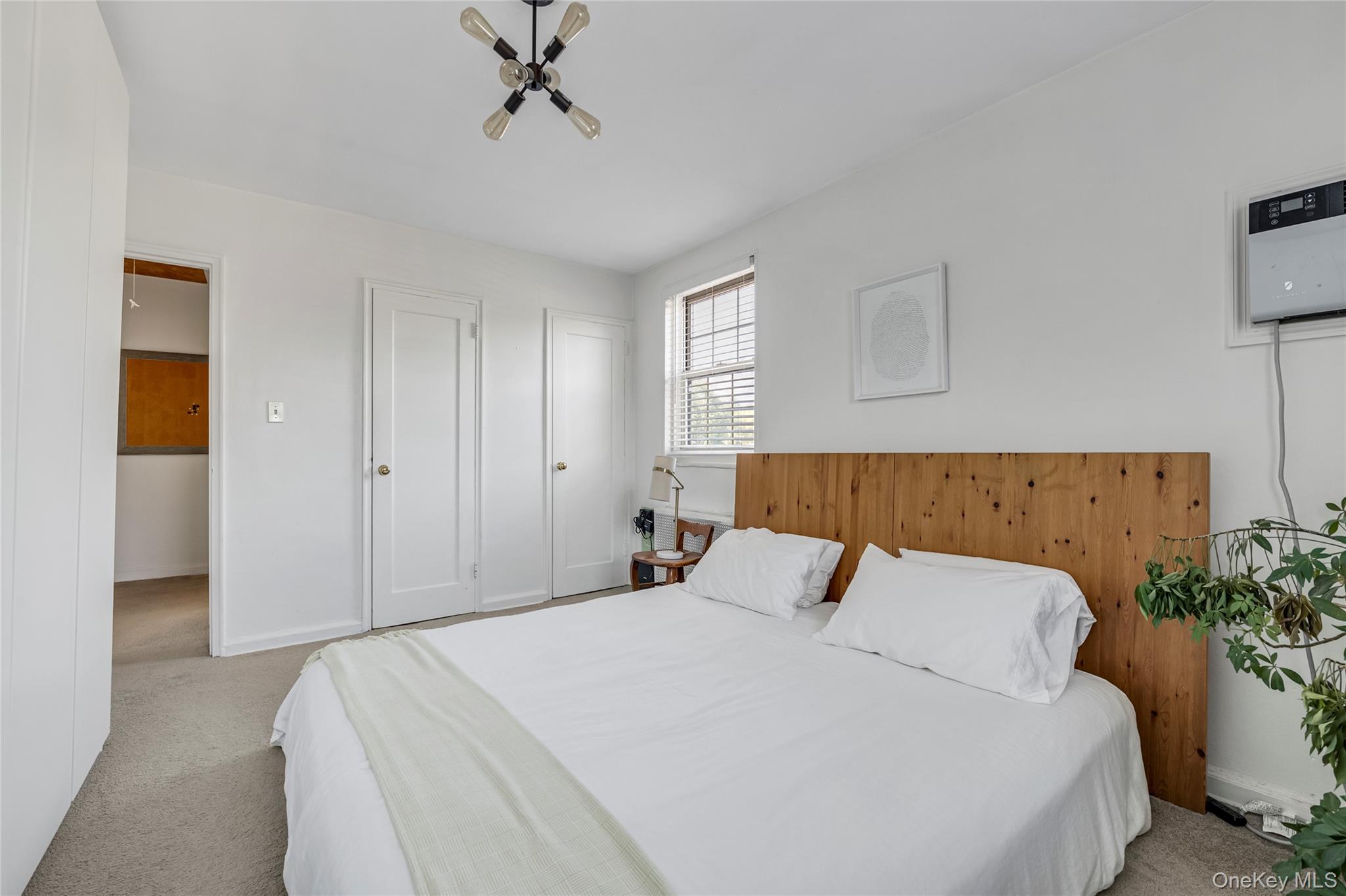 211-11 73 Avenue # B, Bayside, NY 11364