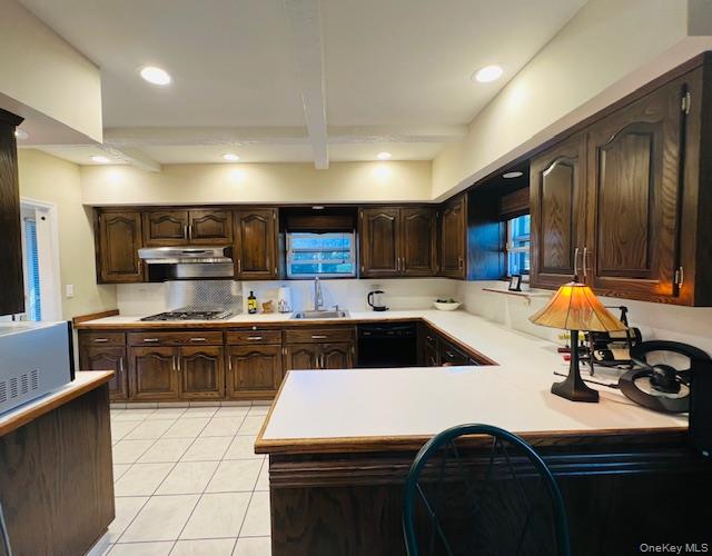 187 Moore Avenue, Freeport, NY 11520