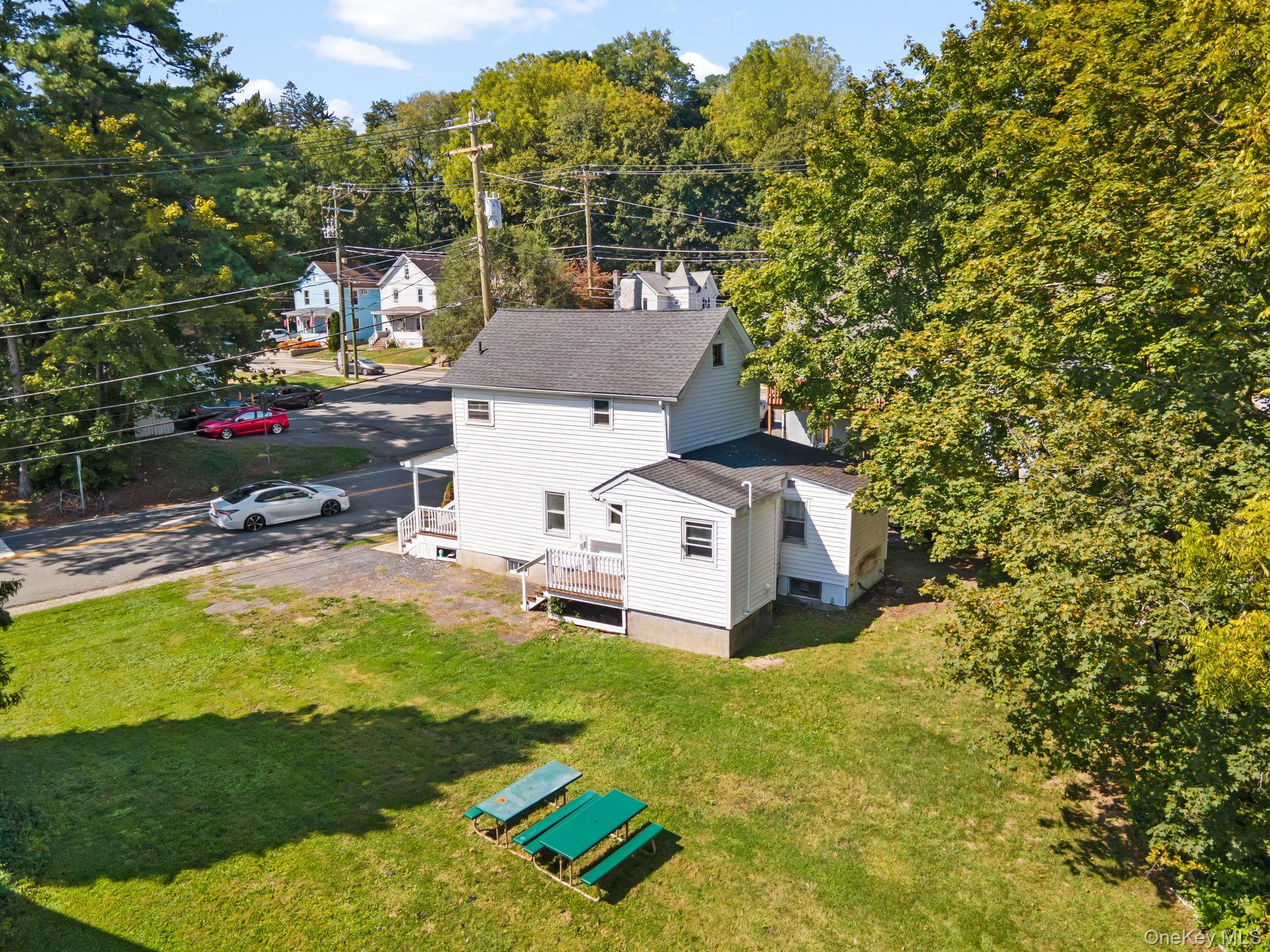 8 Coldenham Road, Walden, NY 12586