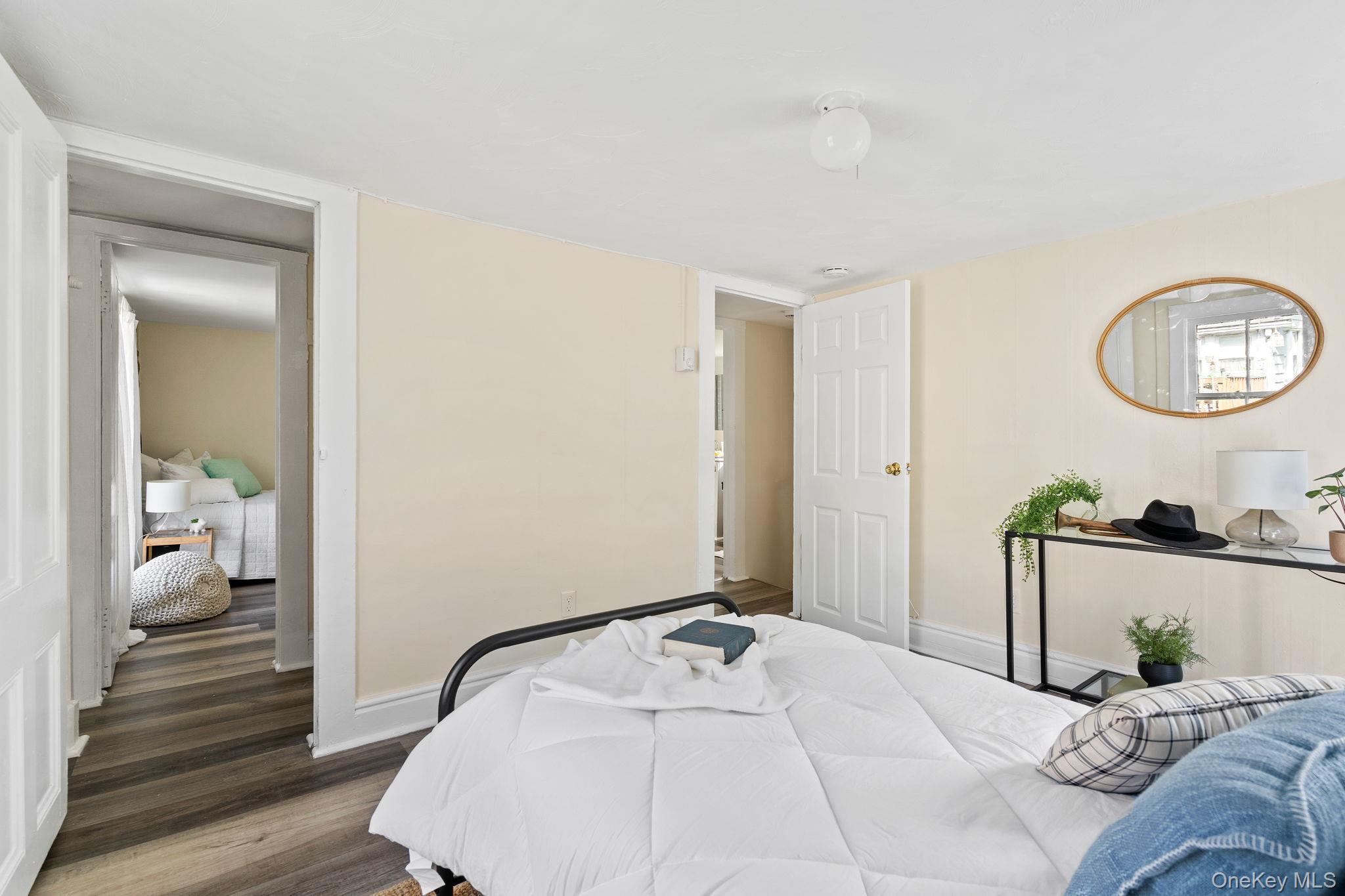 8 Coldenham Road, Walden, NY 12586