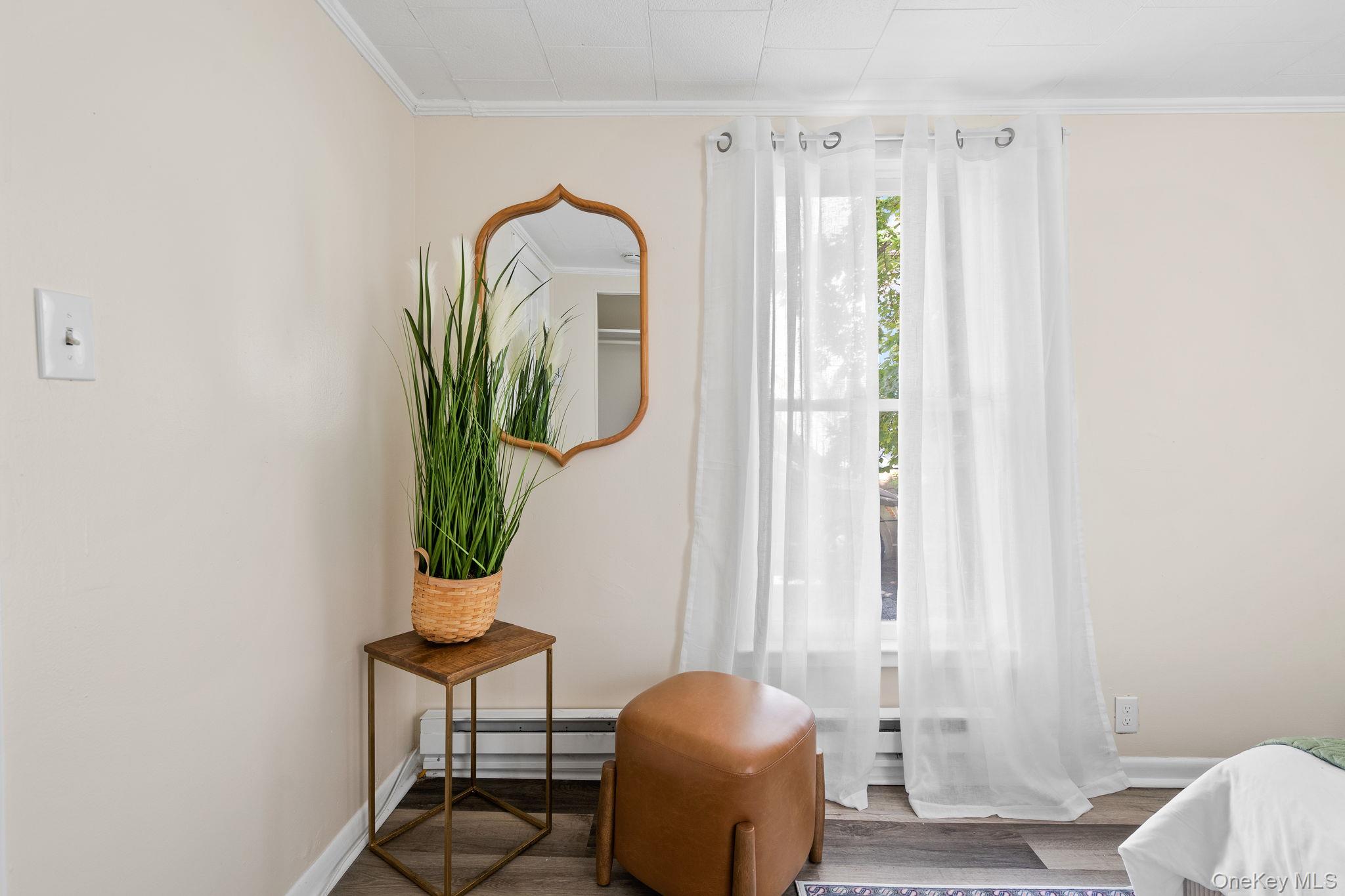 8 Coldenham Road, Walden, NY 12586