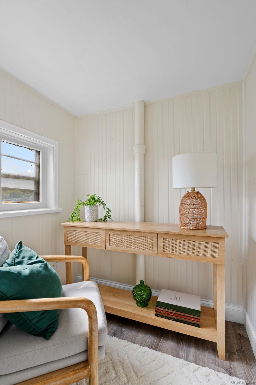 8 Coldenham Road, Walden, NY 12586