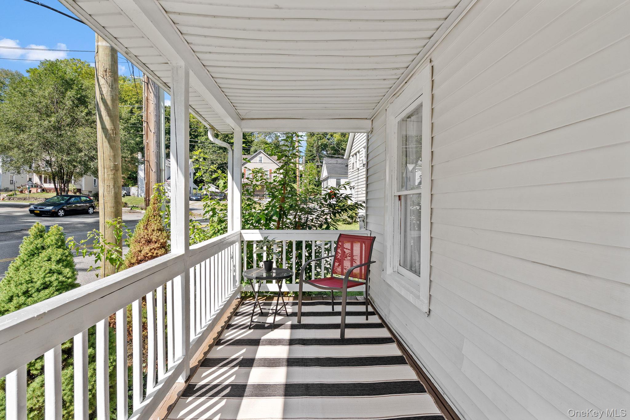 8 Coldenham Road, Walden, NY 12586