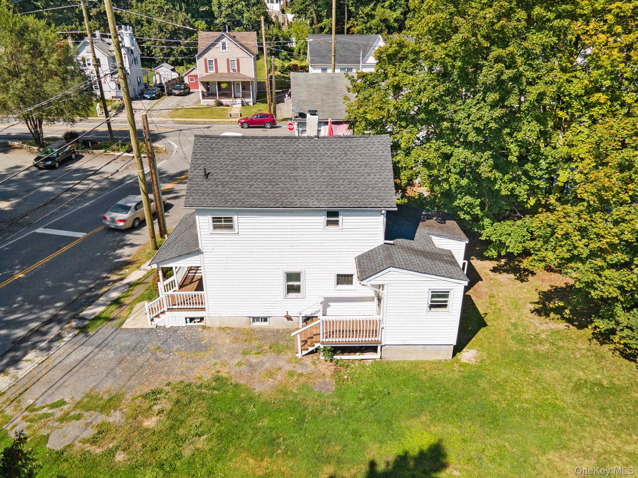 8 Coldenham Road, Walden, NY 12586