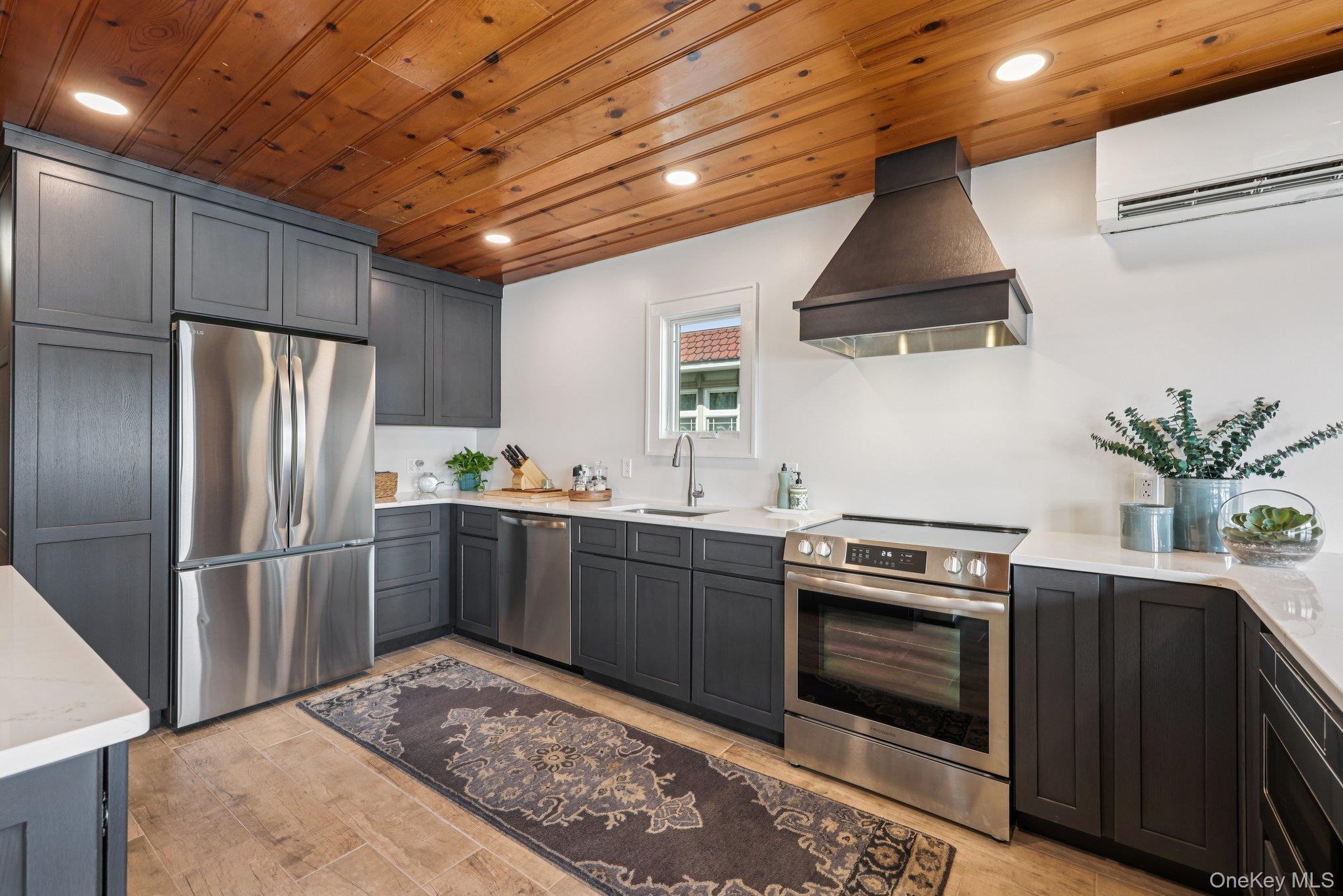 14 Woodlands Terrace, Greenwood Lake, NY 10925