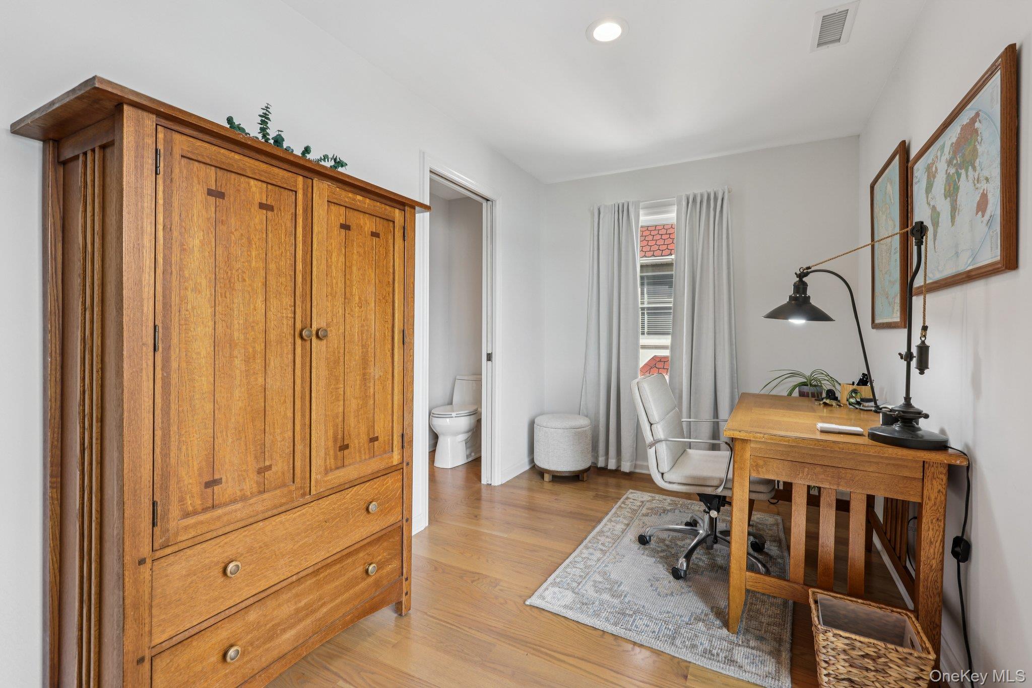 14 Woodlands Terrace, Greenwood Lake, NY 10925