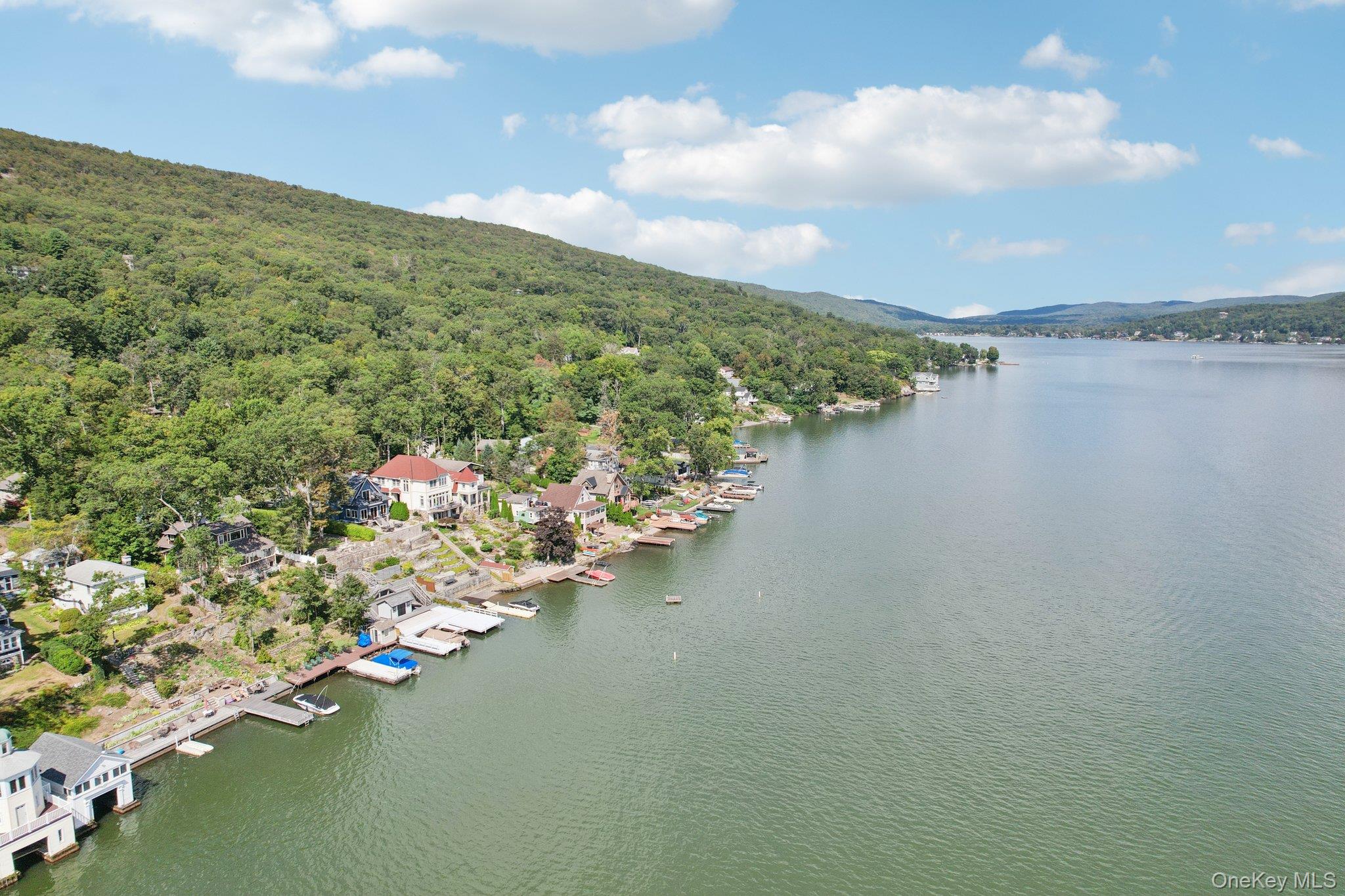 14 Woodlands Terrace, Greenwood Lake, NY 10925