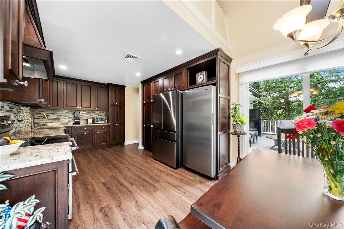 27 Bieselin Road, Bellport Village, NY 11713