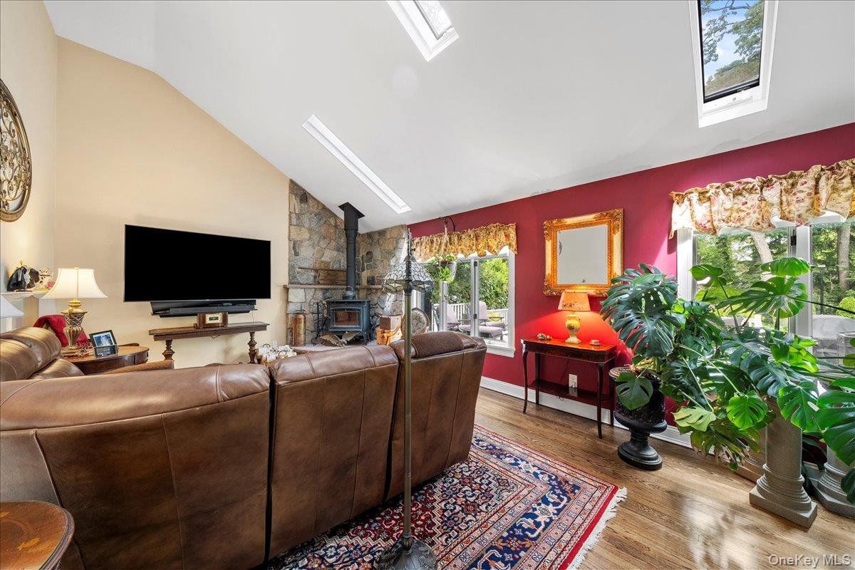 27 Bieselin Road, Bellport Village, NY 11713