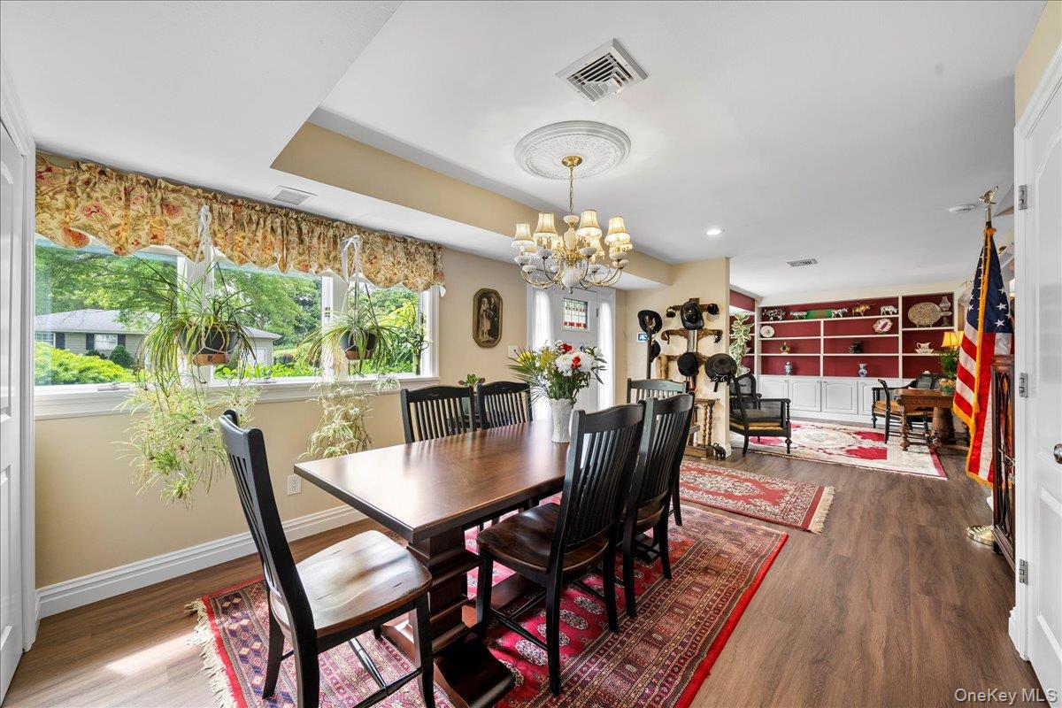 27 Bieselin Road, Bellport Village, NY 11713