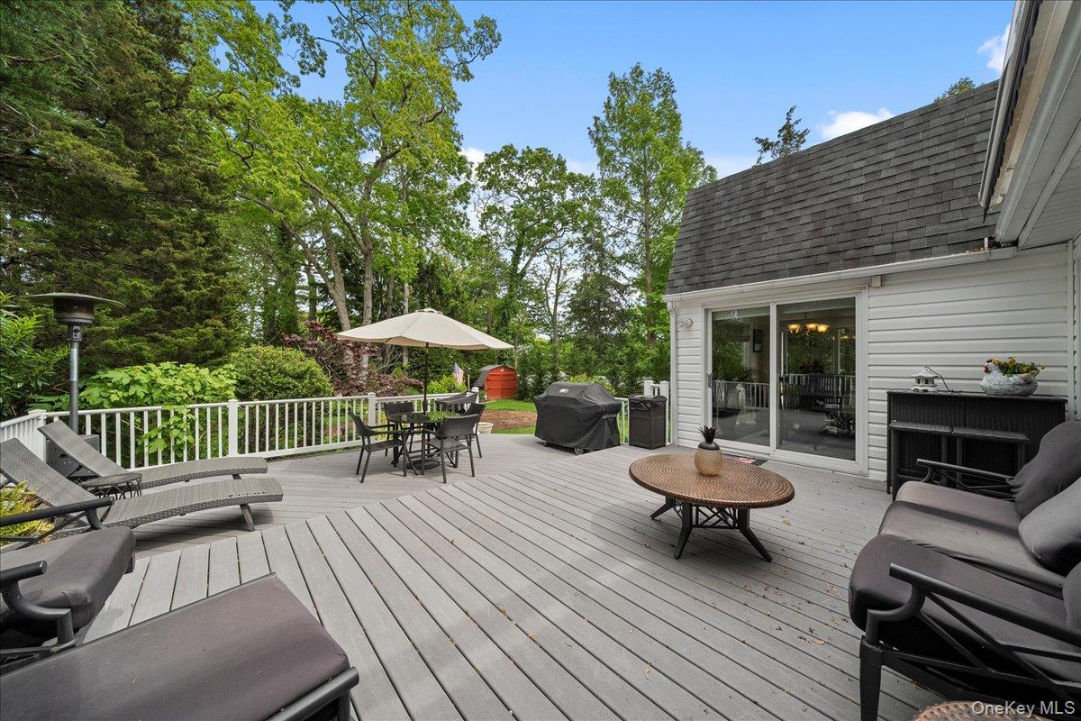 27 Bieselin Road, Bellport Village, NY 11713