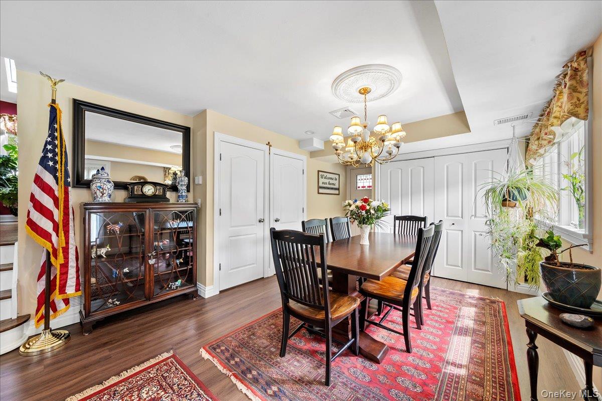 27 Bieselin Road, Bellport Village, NY 11713