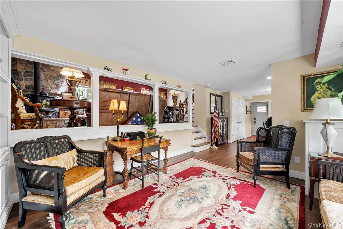 27 Bieselin Road, Bellport Village, NY 11713