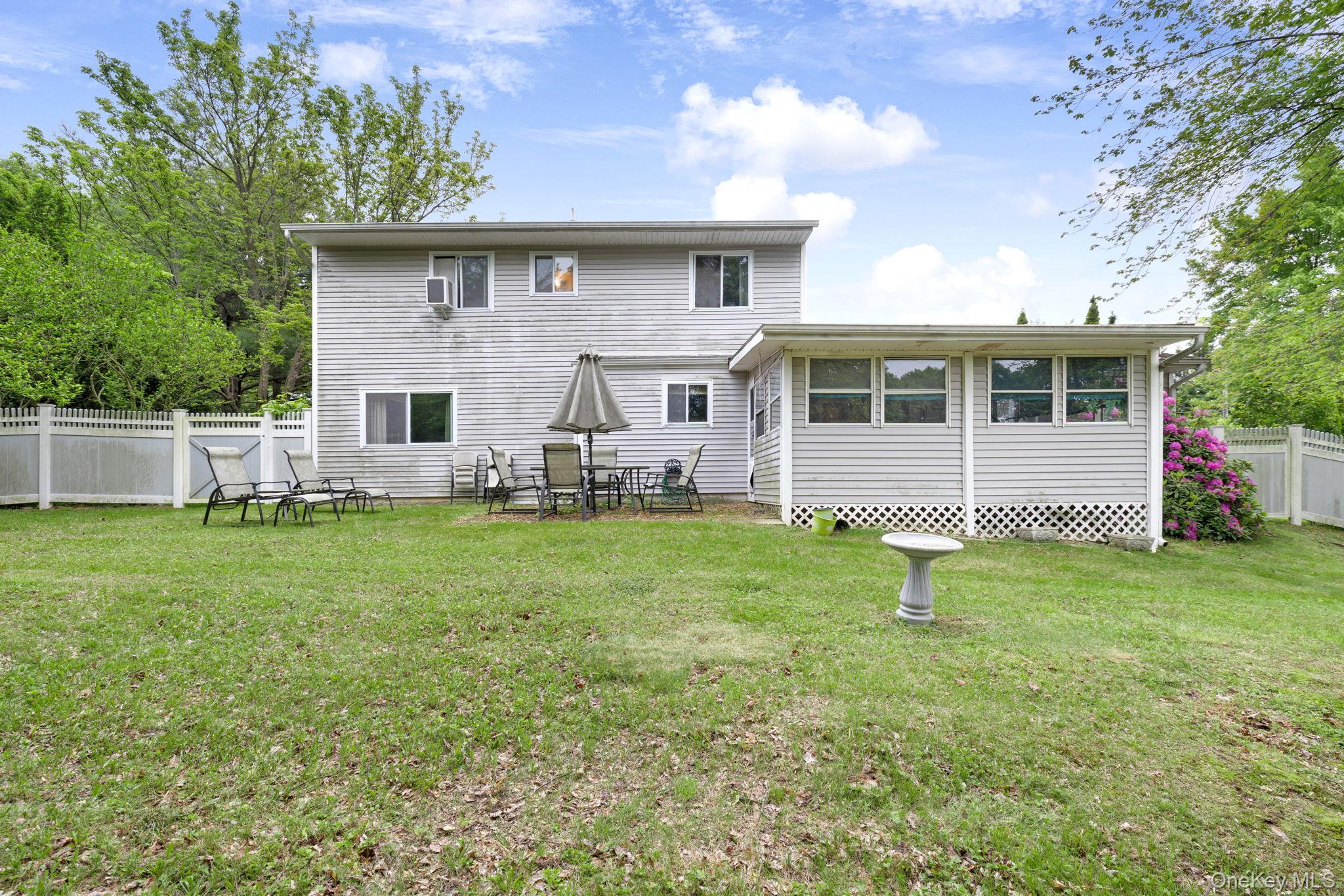 2 Mohican Road, Newburgh, NY 12550