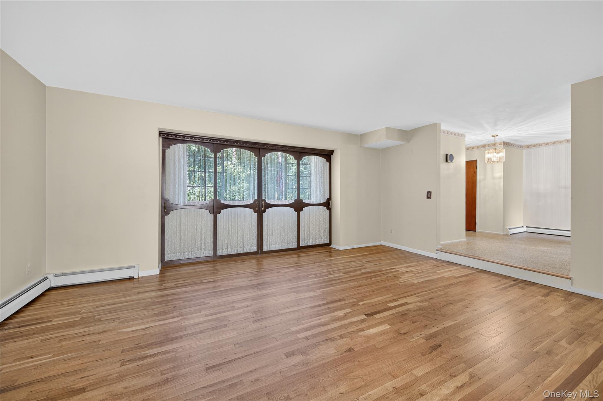 88 Ayers Road, Locust Valley, NY 11560