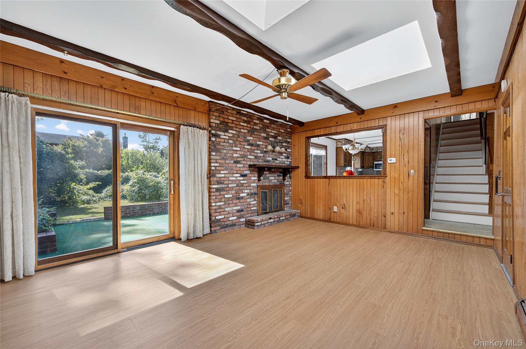 88 Ayers Road, Locust Valley, NY 11560