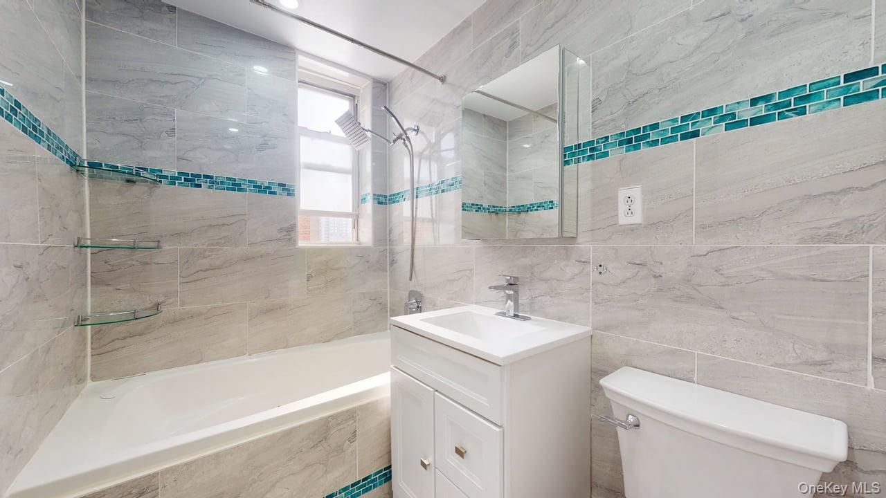 67-40 Booth Street # 3A, Forest Hills, NY 11375