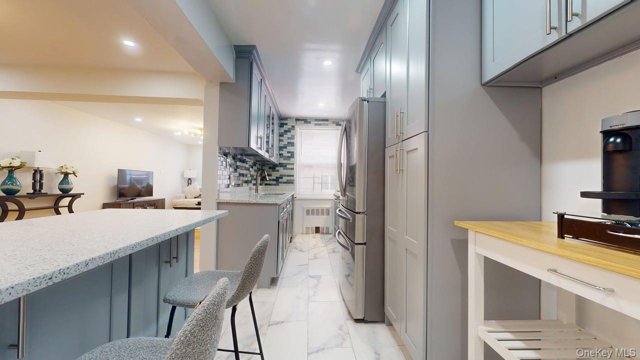 67-40 Booth Street # 3A, Forest Hills, NY 11375