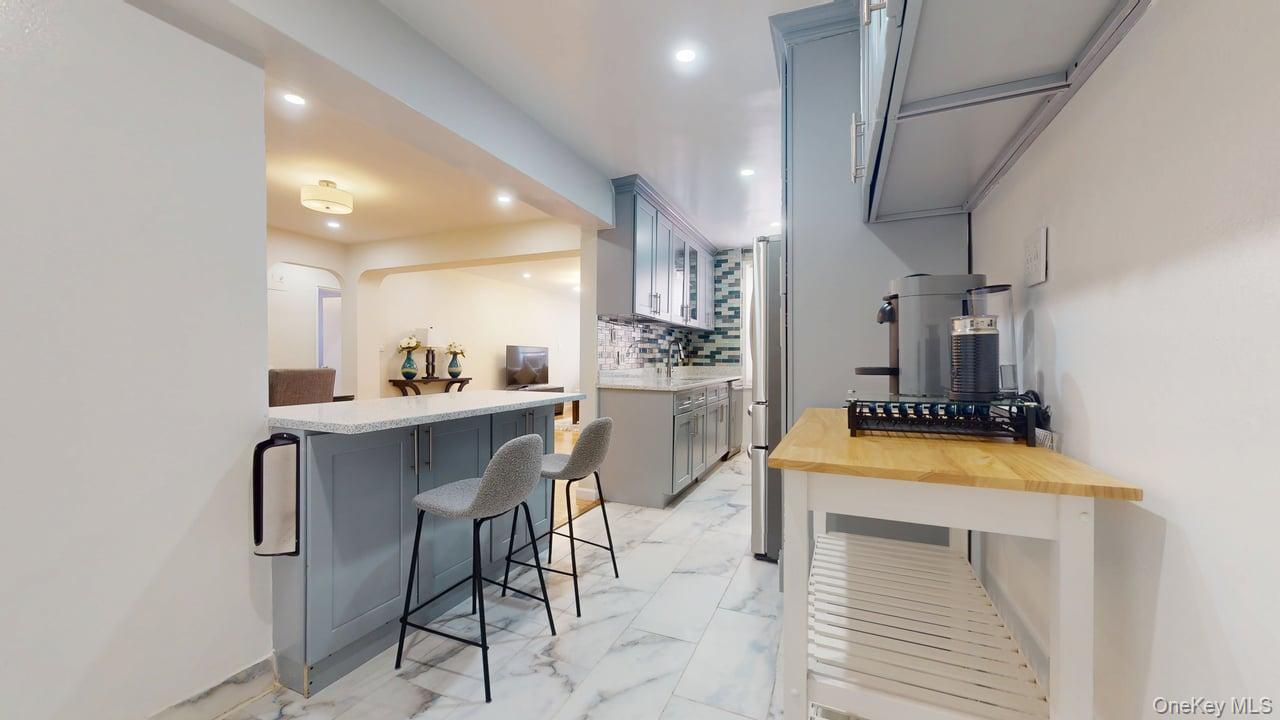 67-40 Booth Street # 3A, Forest Hills, NY 11375