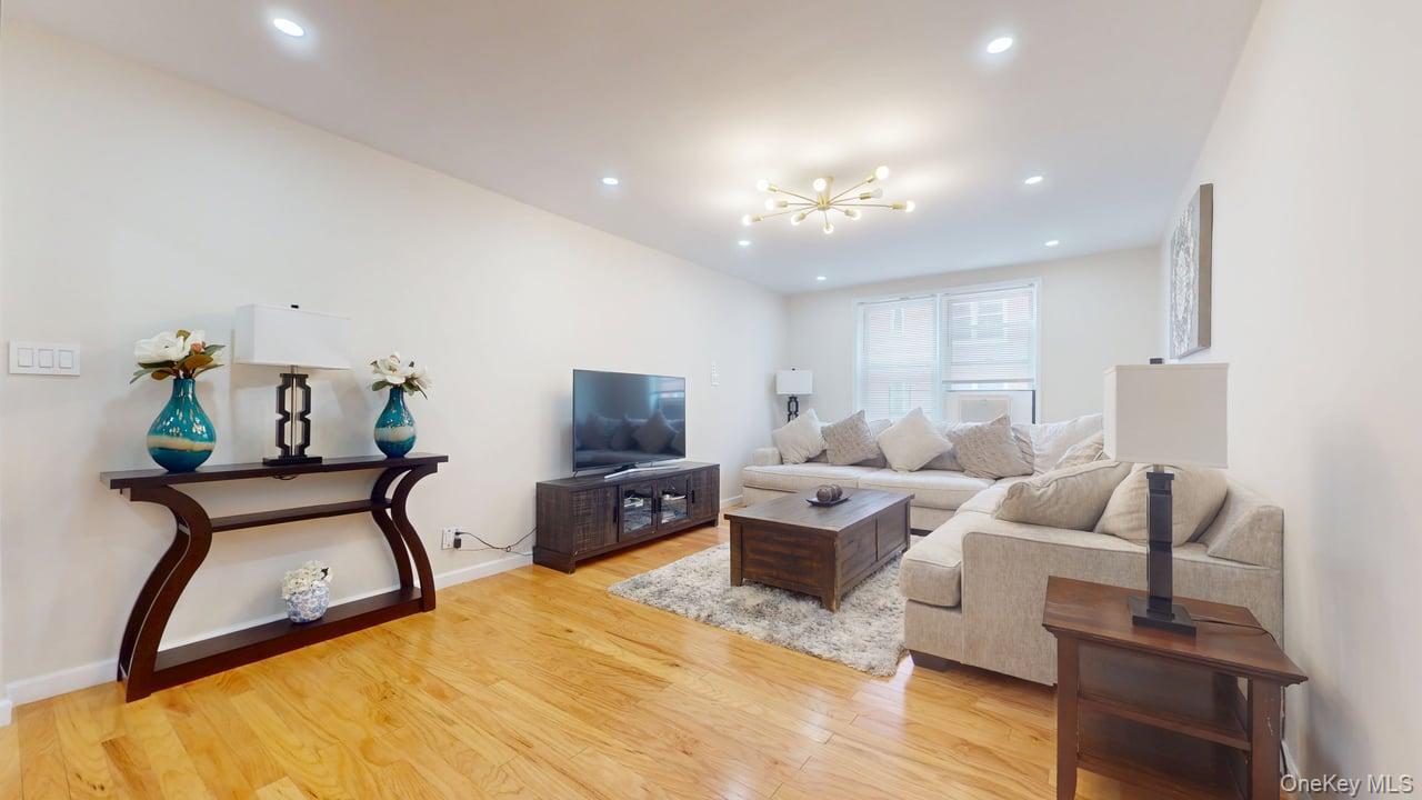 67-40 Booth Street # 3A, Forest Hills, NY 11375