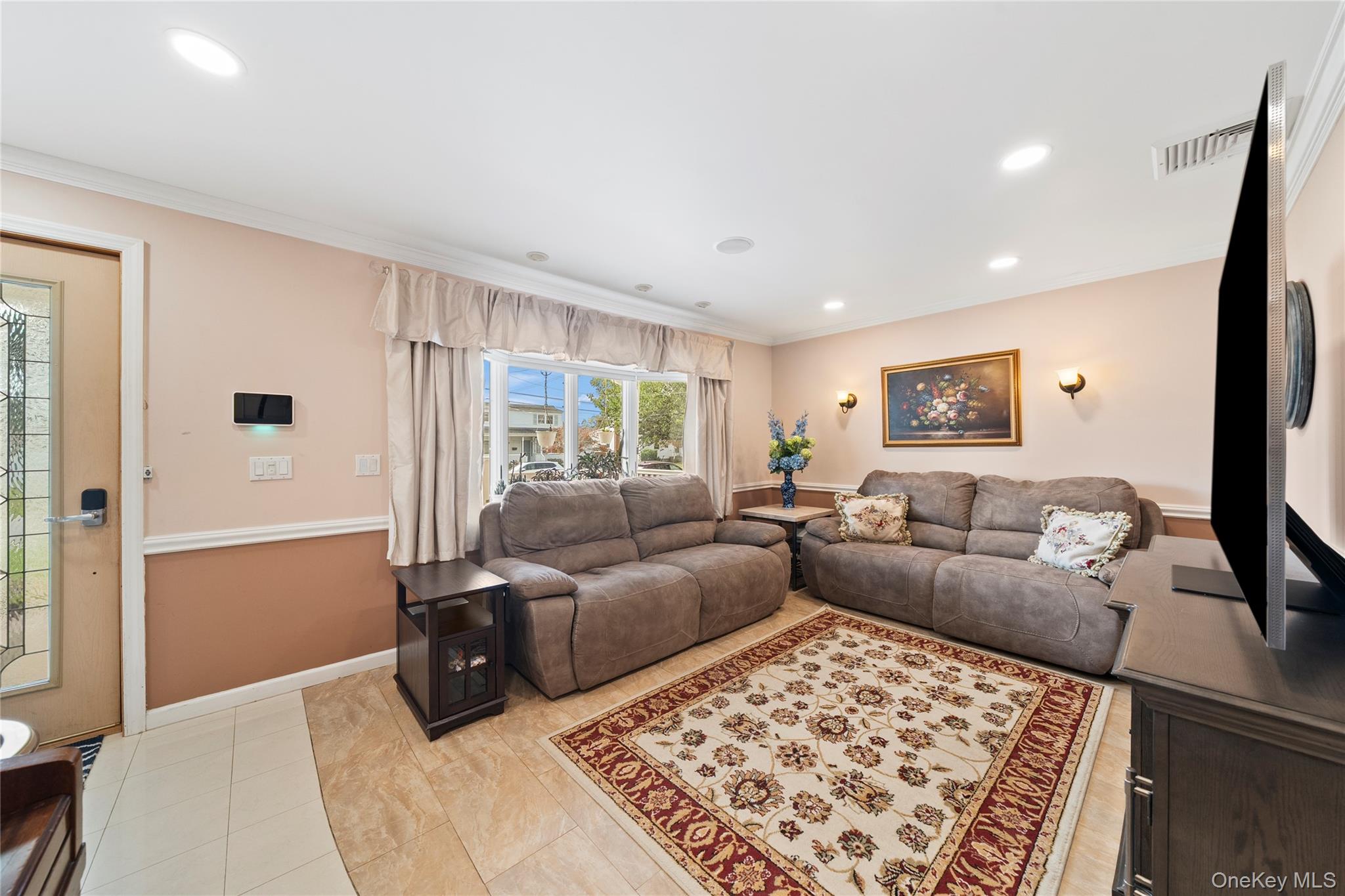 407 17th Street, West Babylon, NY 11704