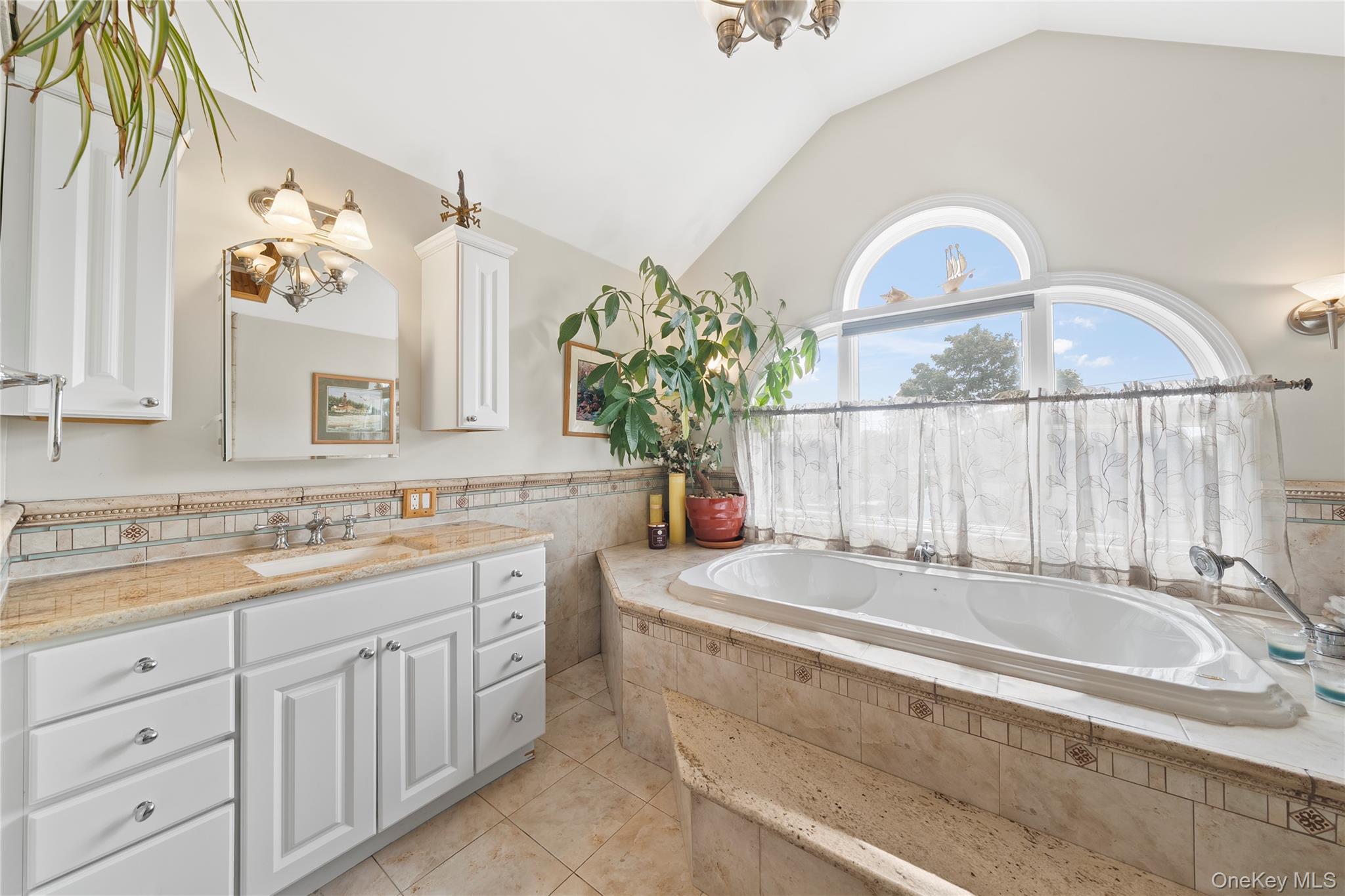 407 17th Street, West Babylon, NY 11704