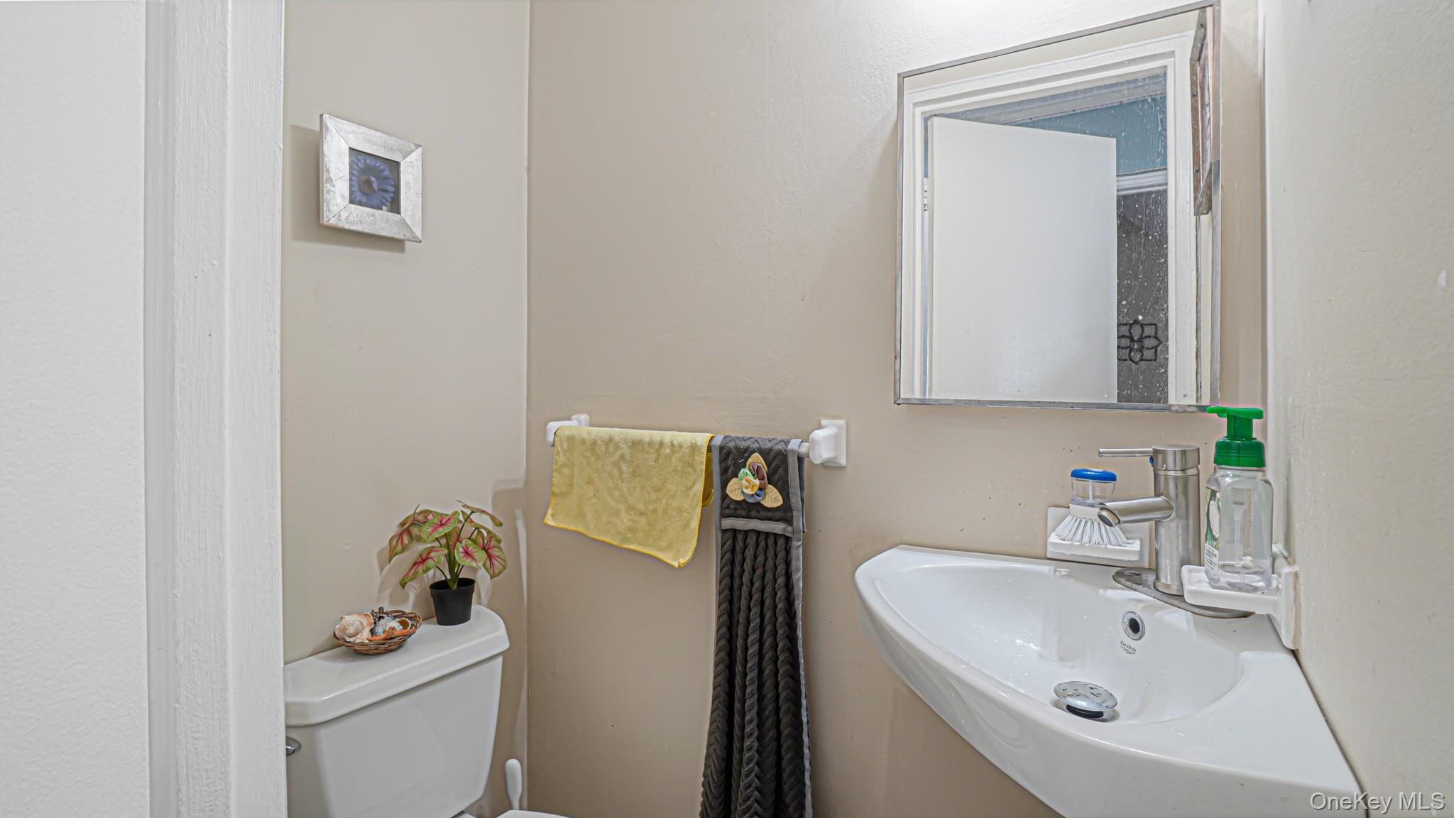 21727 Hempstead Avenue, Queens Village, NY 11429