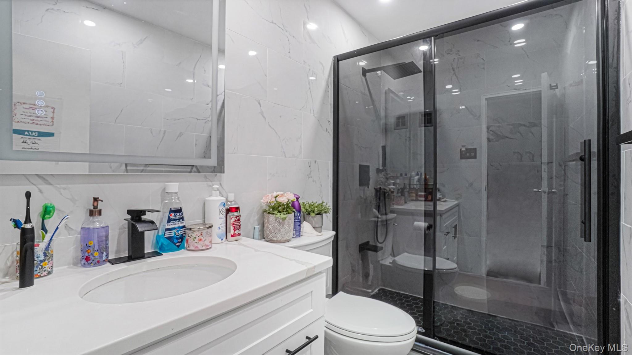 21727 Hempstead Avenue, Queens Village, NY 11429