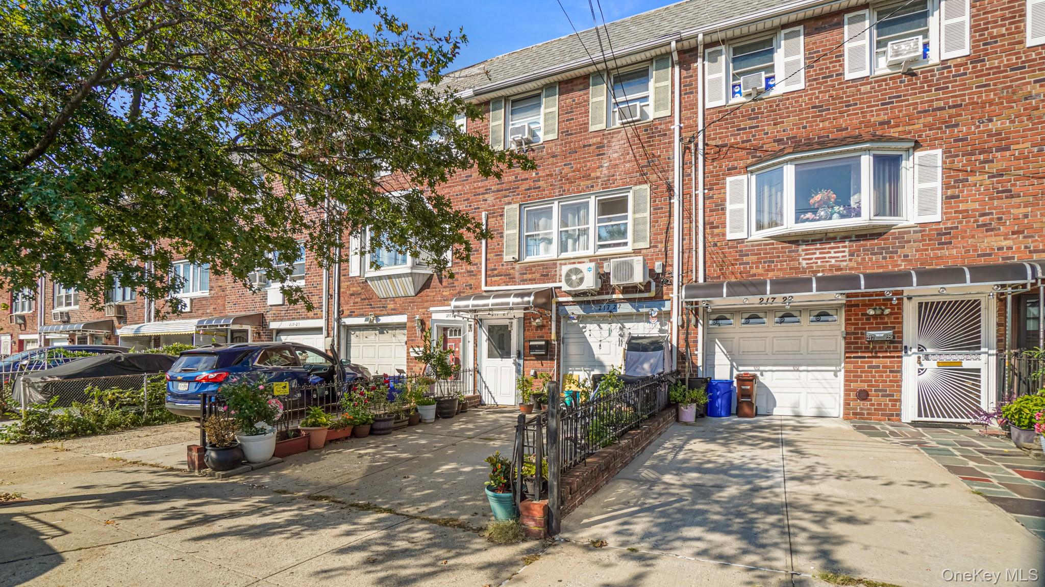 21727 Hempstead Avenue, Queens Village, NY 11429