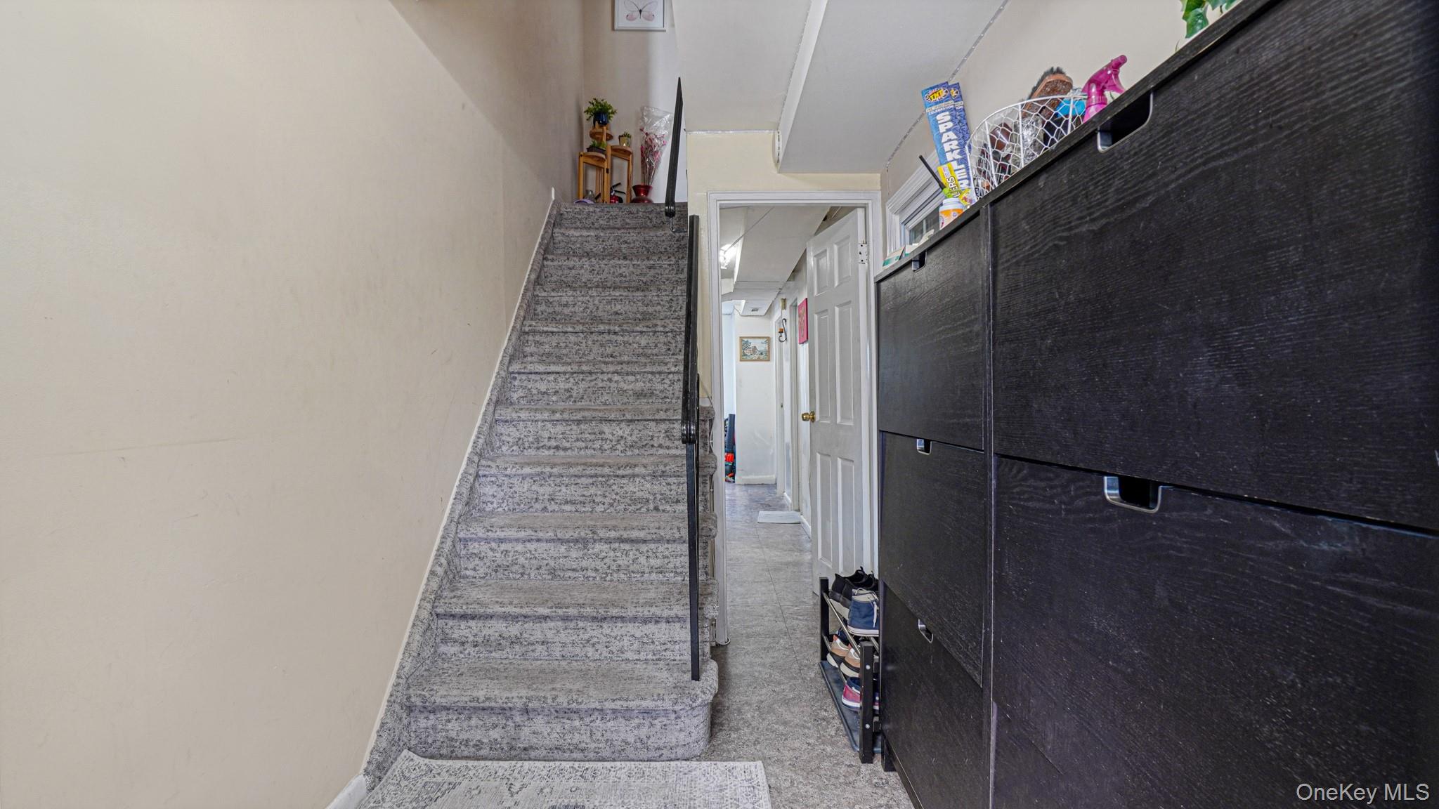 21727 Hempstead Avenue, Queens Village, NY 11429