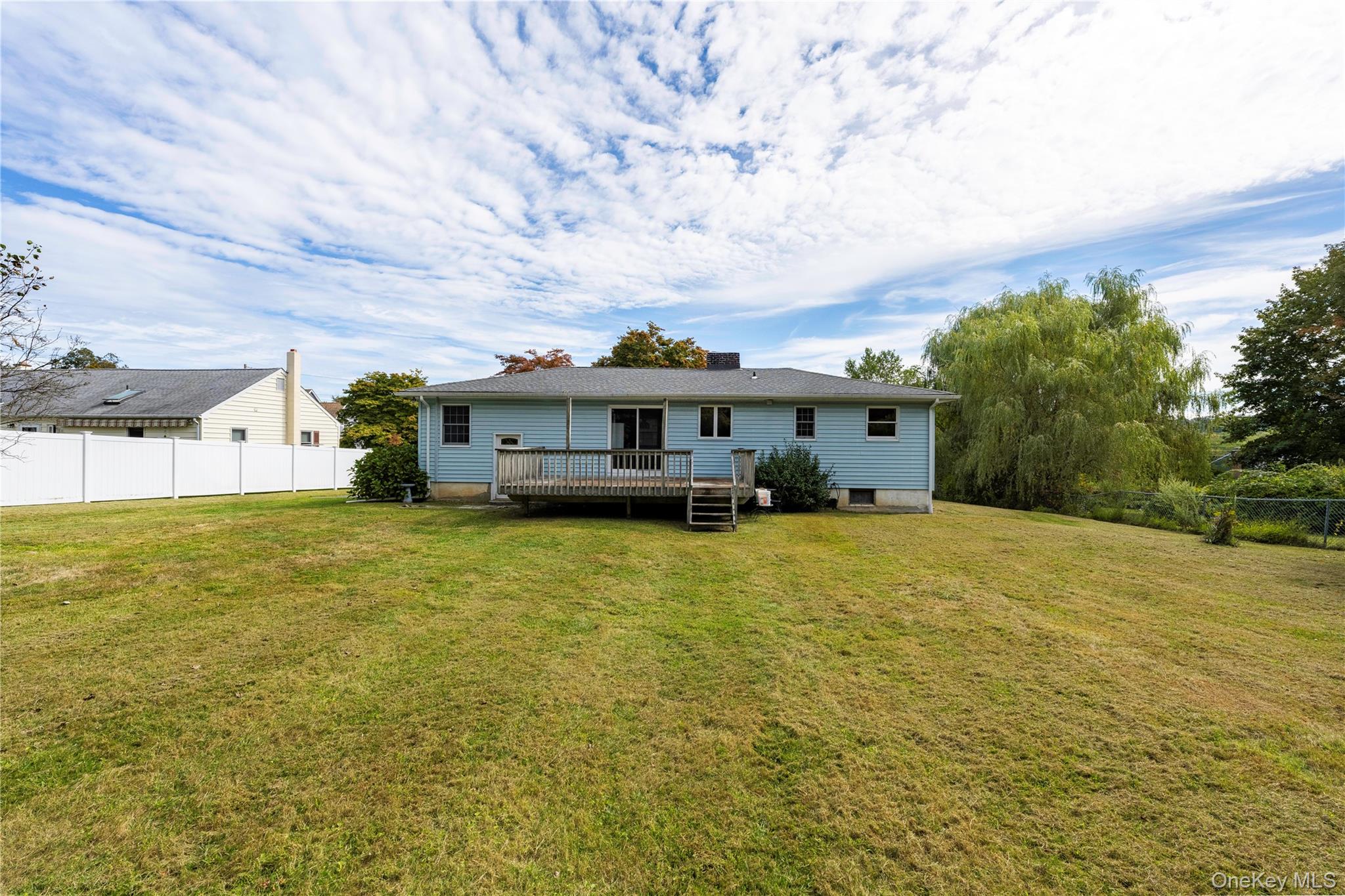 33 Ridgeview Avenue, Mahopac, NY 10541