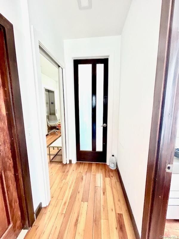 3256 Steinway Street # 3rd Floor (Right Side), Astoria, NY 11103