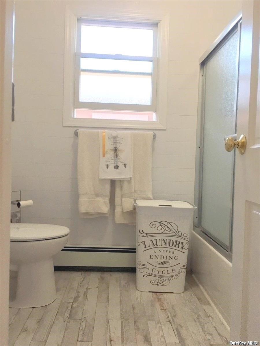 24 Virginia Avenue # Top, Long Beach, NY 11561