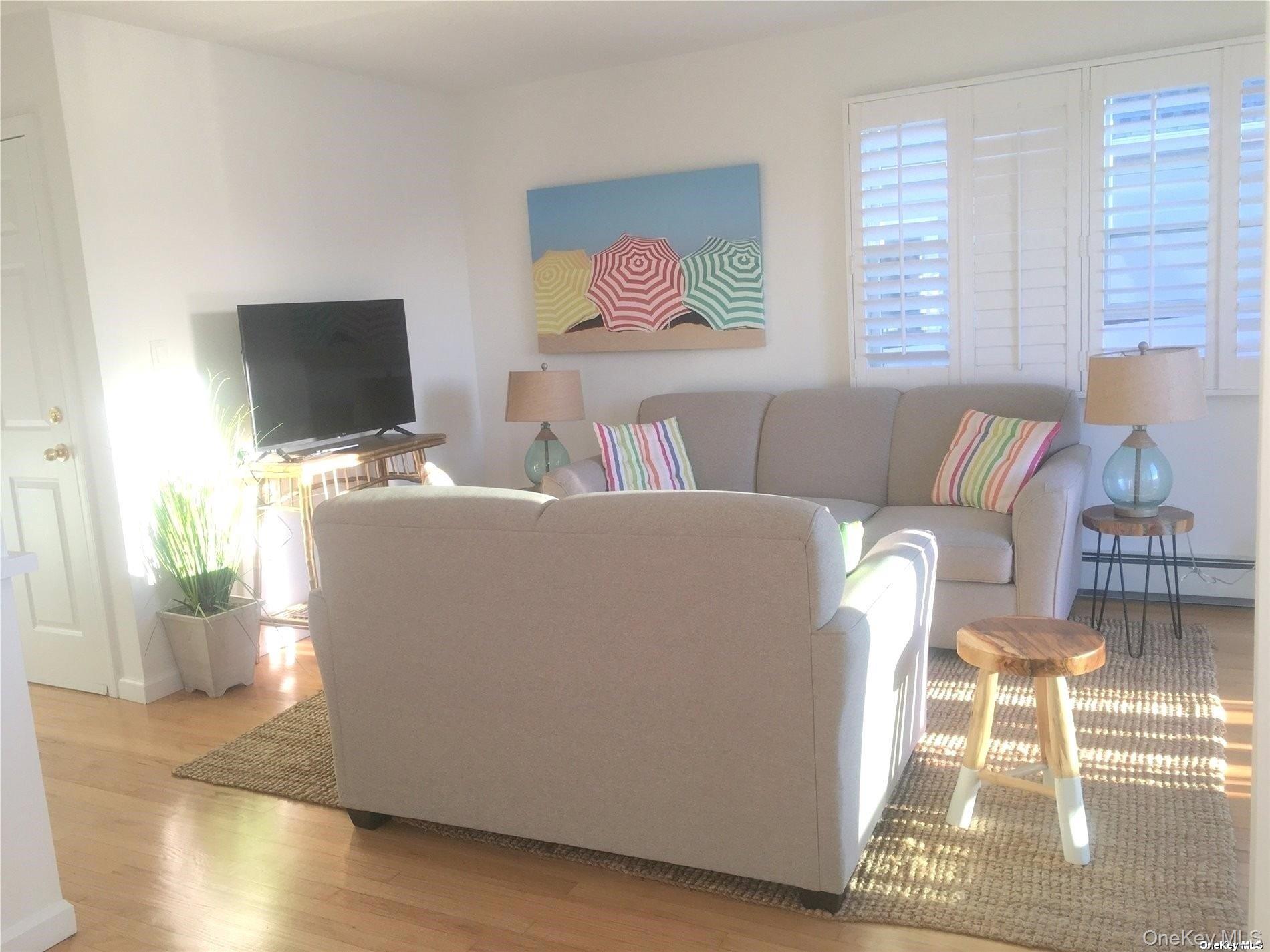 24 Virginia Avenue # Top, Long Beach, NY 11561