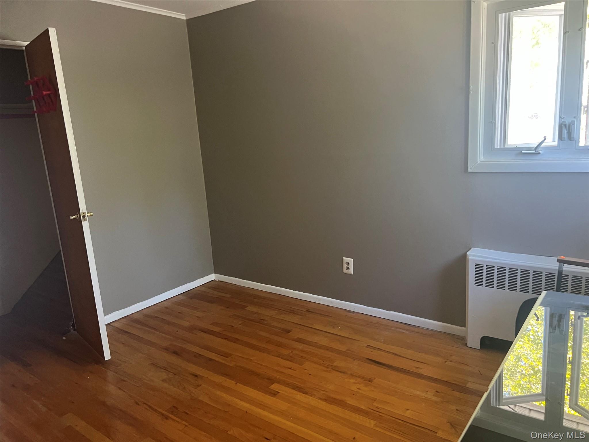 614 Bond Court, North Merrick, NY 11566