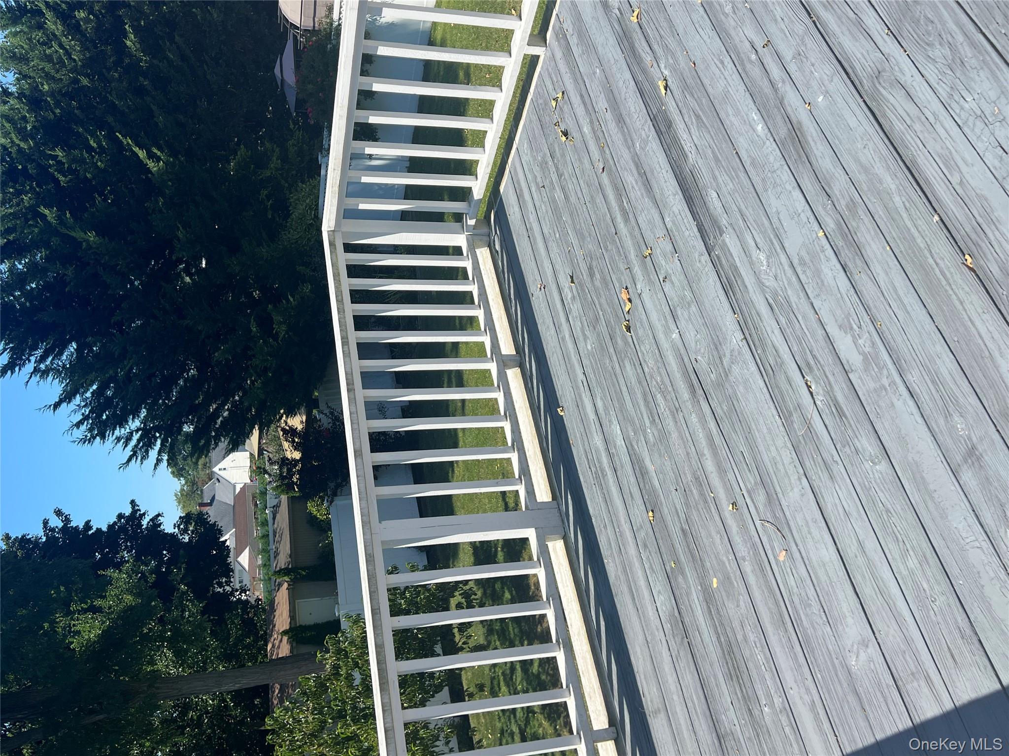 614 Bond Court, North Merrick, NY 11566