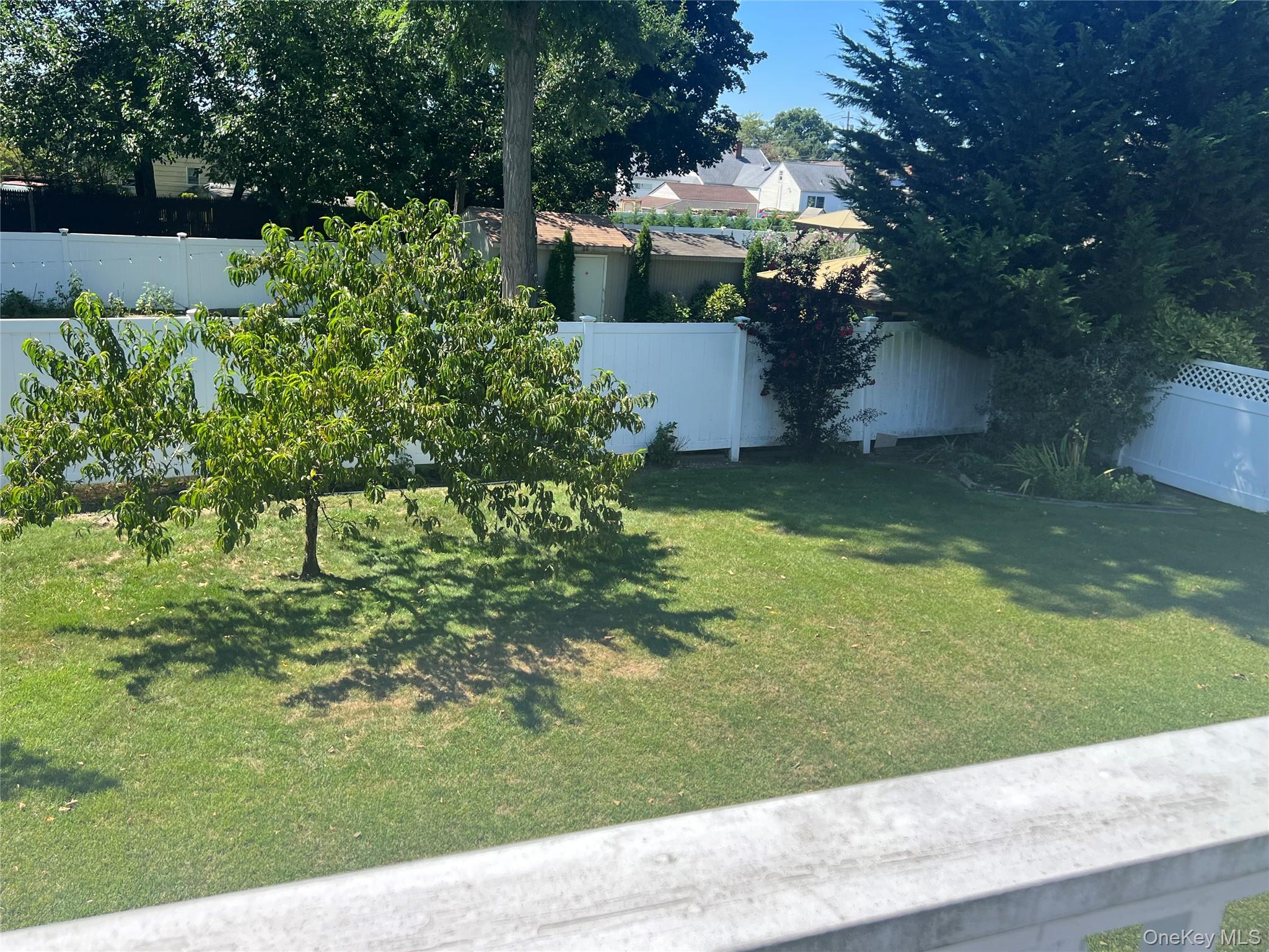 614 Bond Court, North Merrick, NY 11566