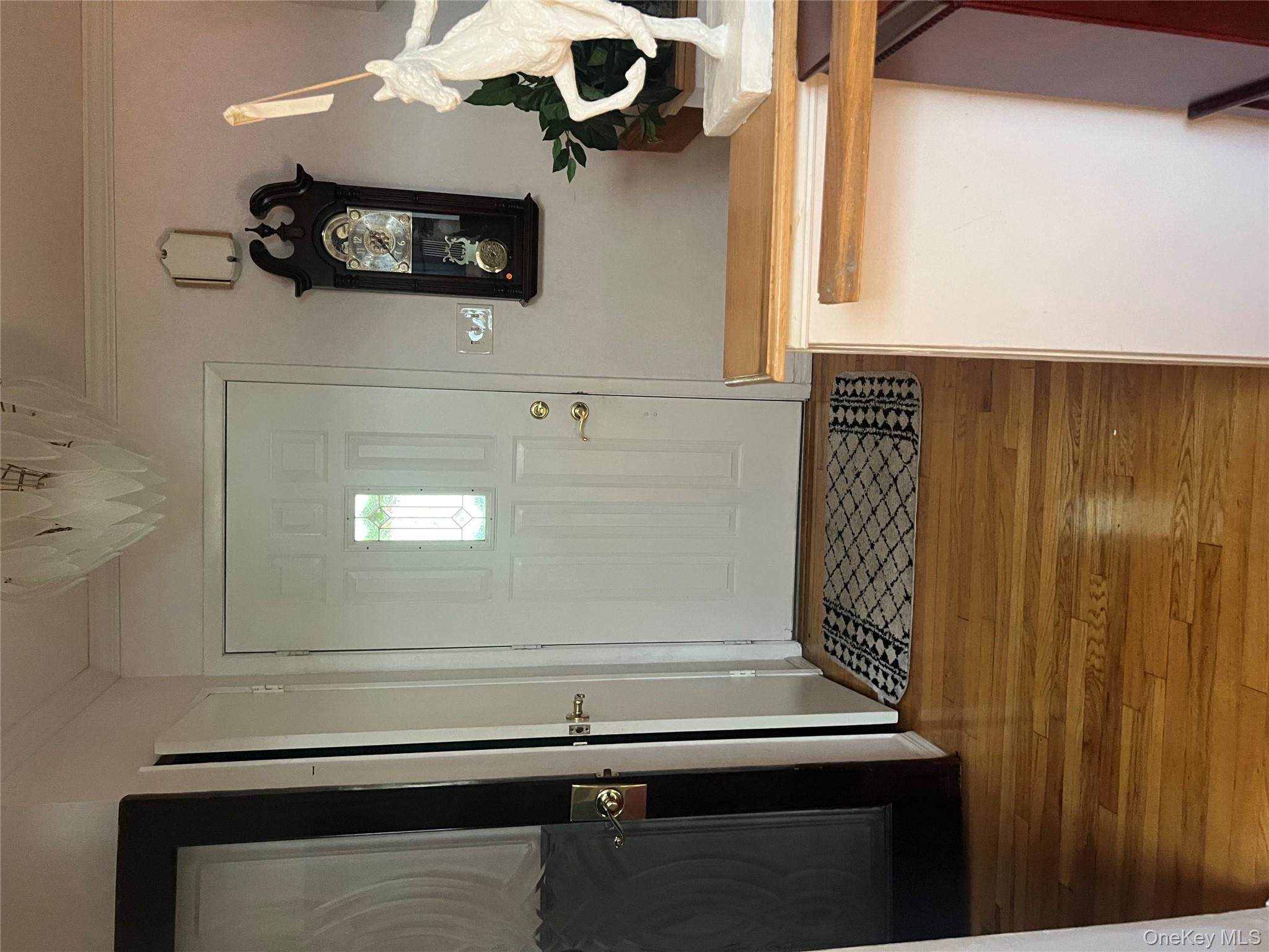 614 Bond Court, North Merrick, NY 11566