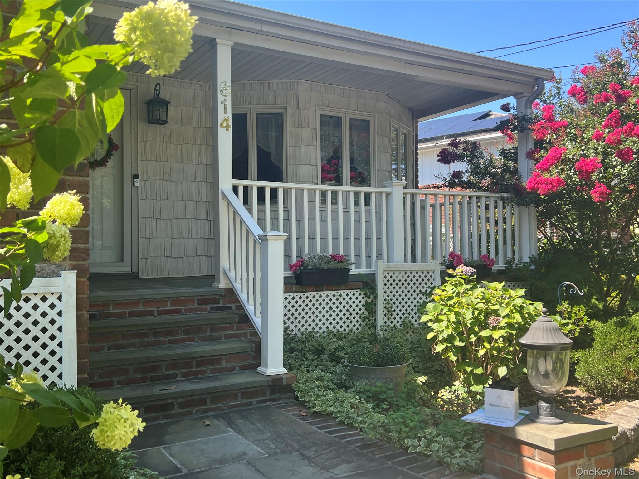 614 Bond Court, North Merrick, NY 11566